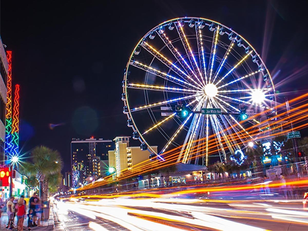 Holiday Pavilion Resort On The Boardwalk マートルビーチ エクステリア 写真